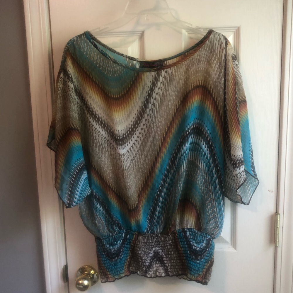 Cute dressy top size L